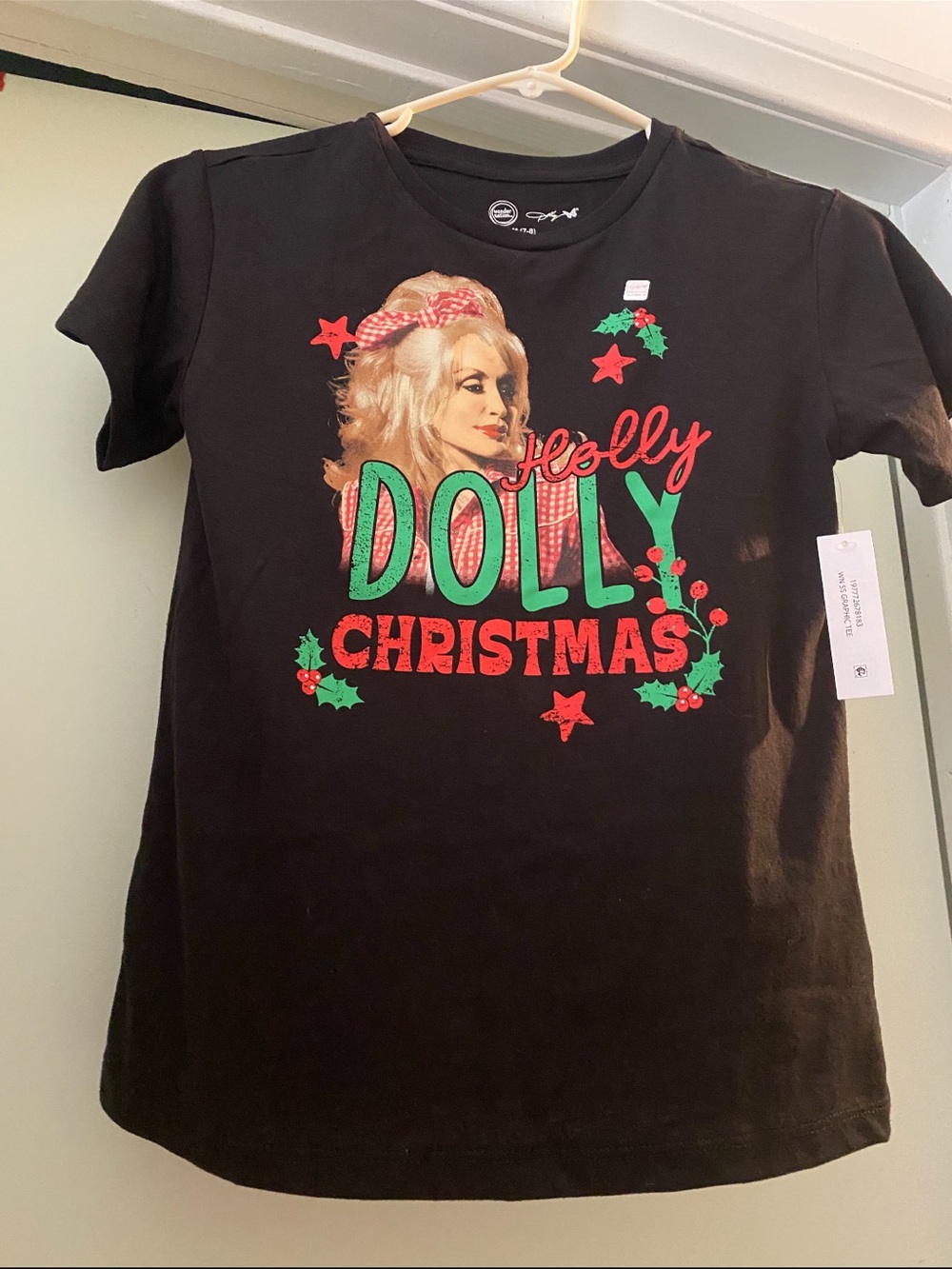 wonder nation Black 'Holly Dolly Christmas' Graphic Tee with Red & Green Print